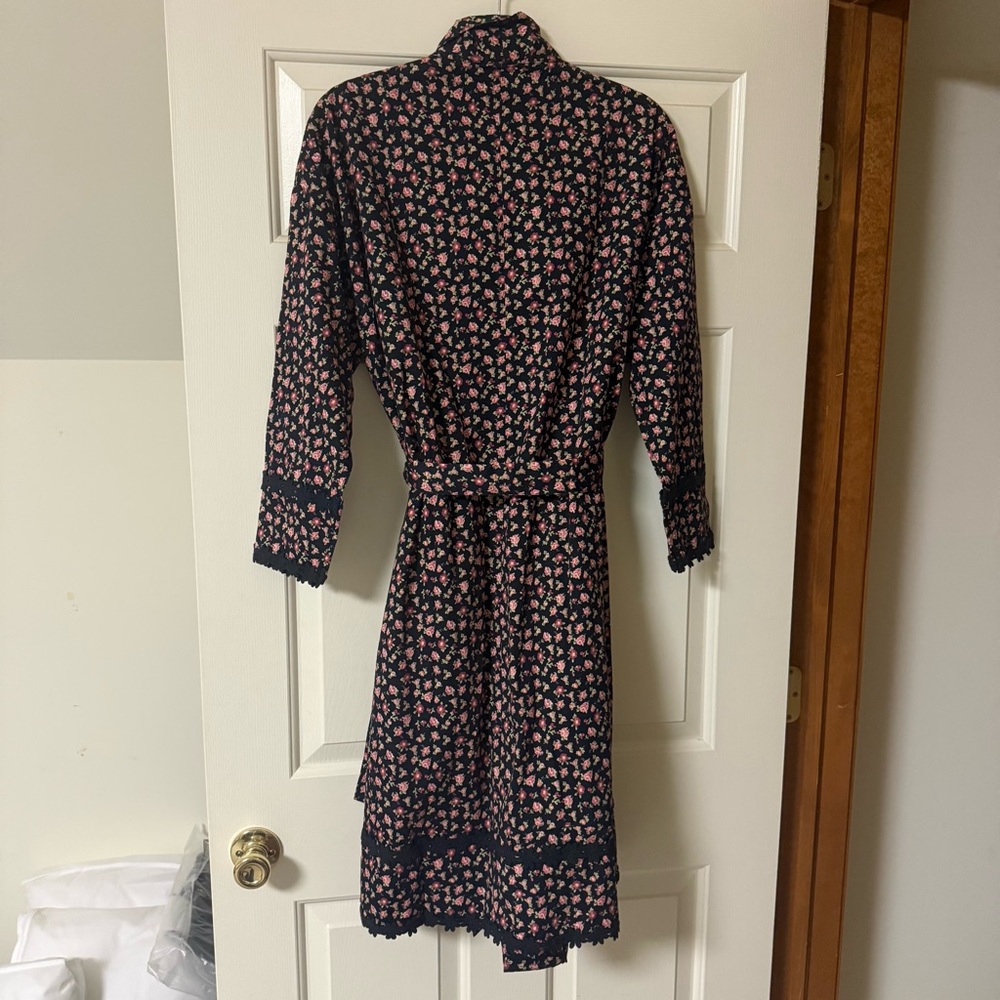Eddy Robe Jacket Black Rose Floral Small - Picture 5 of 6
